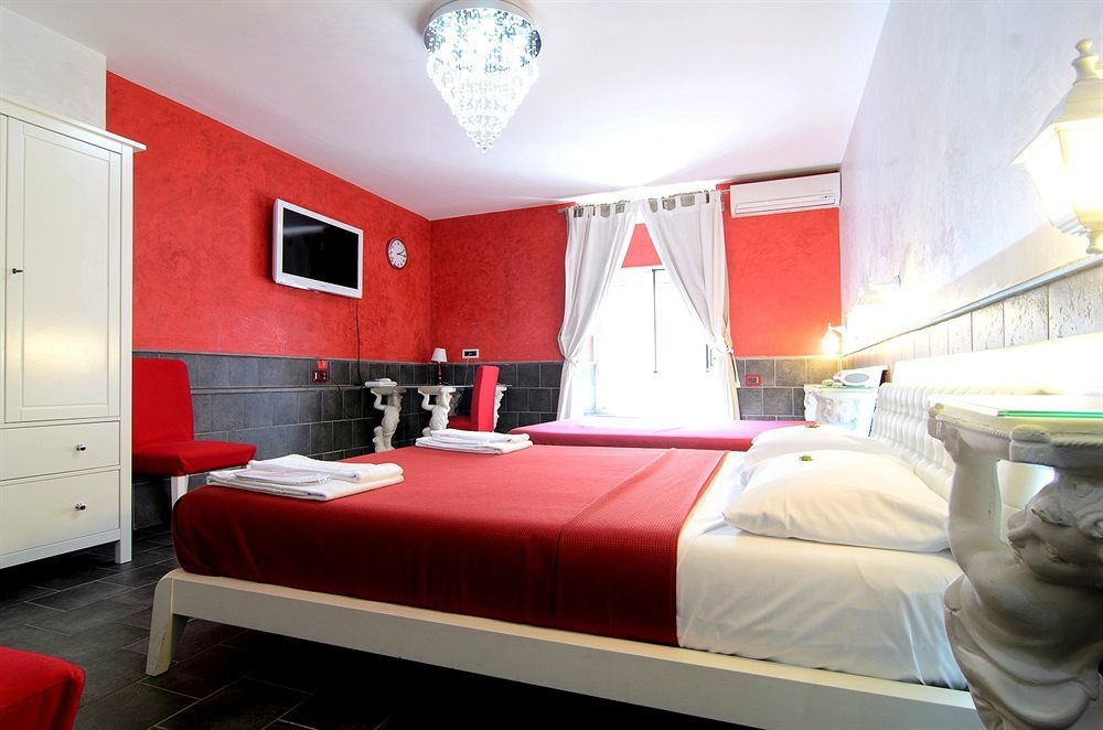 نابولي Suite Apartments Angioini المظهر الخارجي الصورة